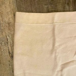 Banana Republic NWT Midi Sweater Skirt - Size Small: Effortless Elegance